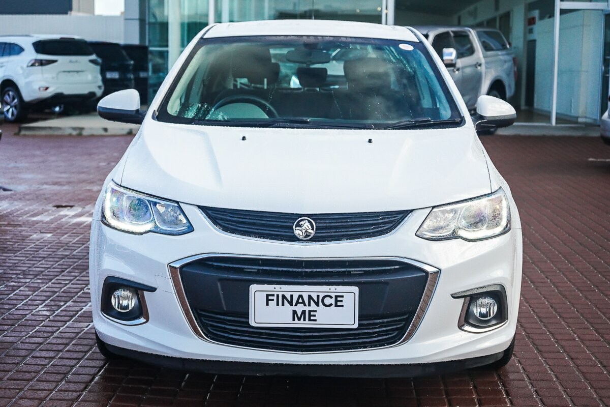 Holden Barina image 3