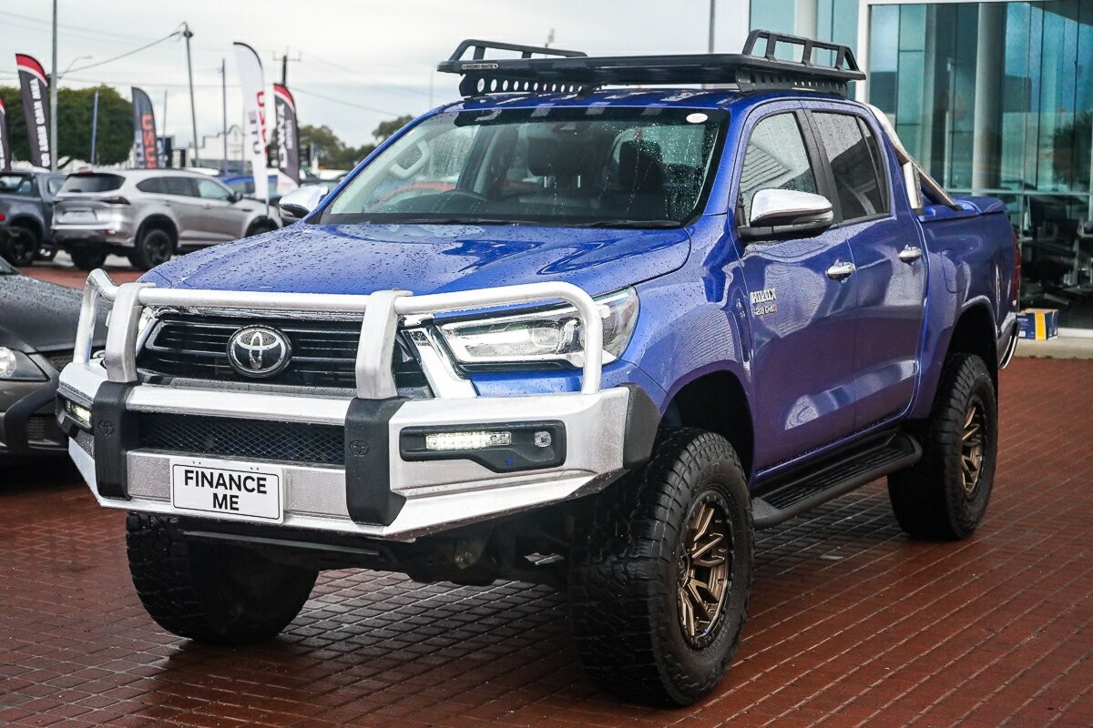 Toyota Hilux image 4