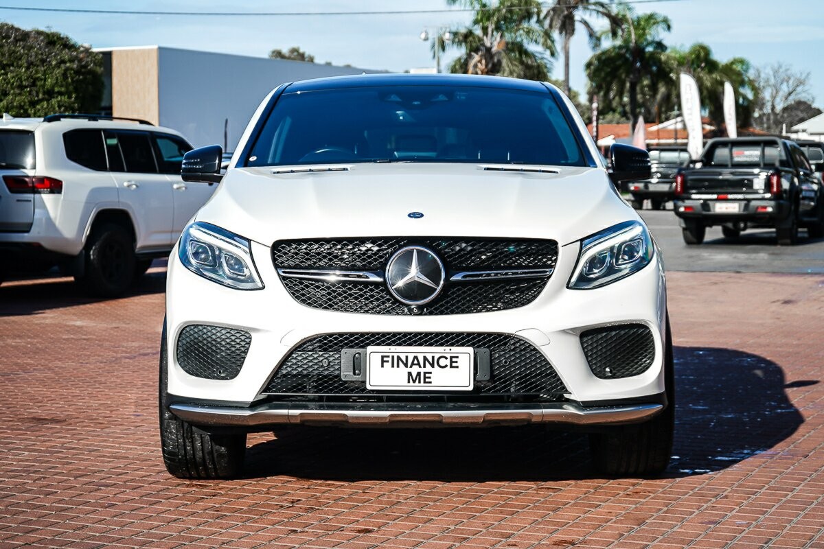 Mercedes Benz Gle-class image 3