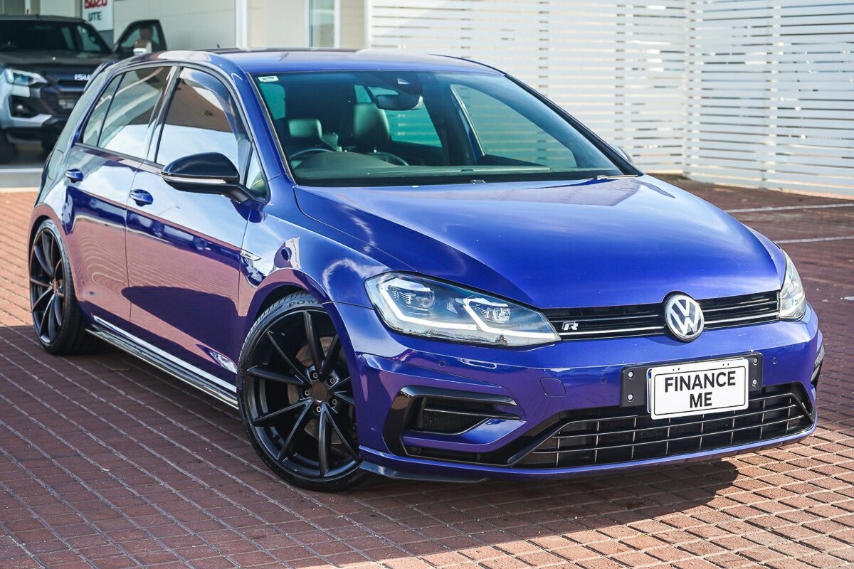 Volkswagen Golf image 1