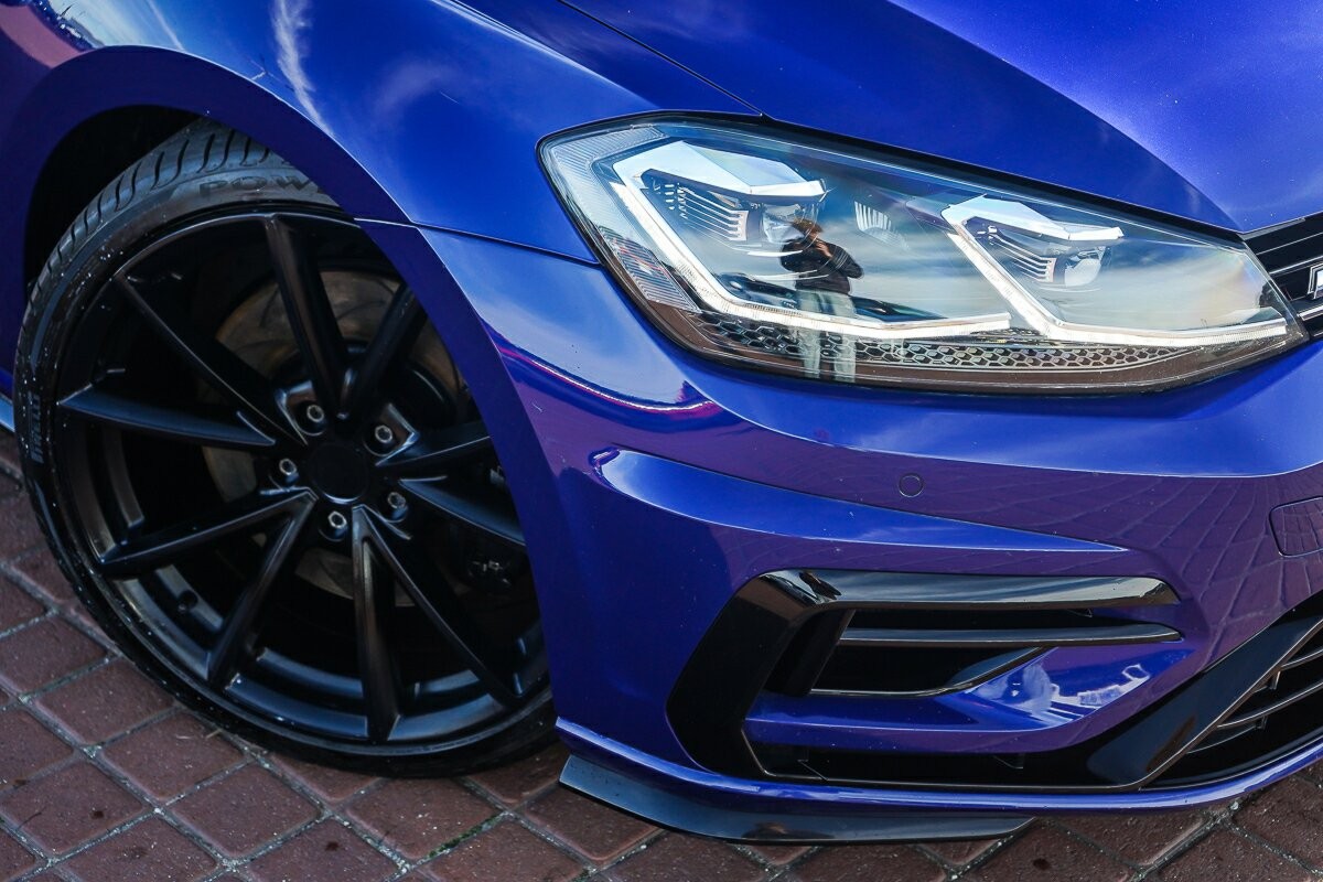 Volkswagen Golf image 2