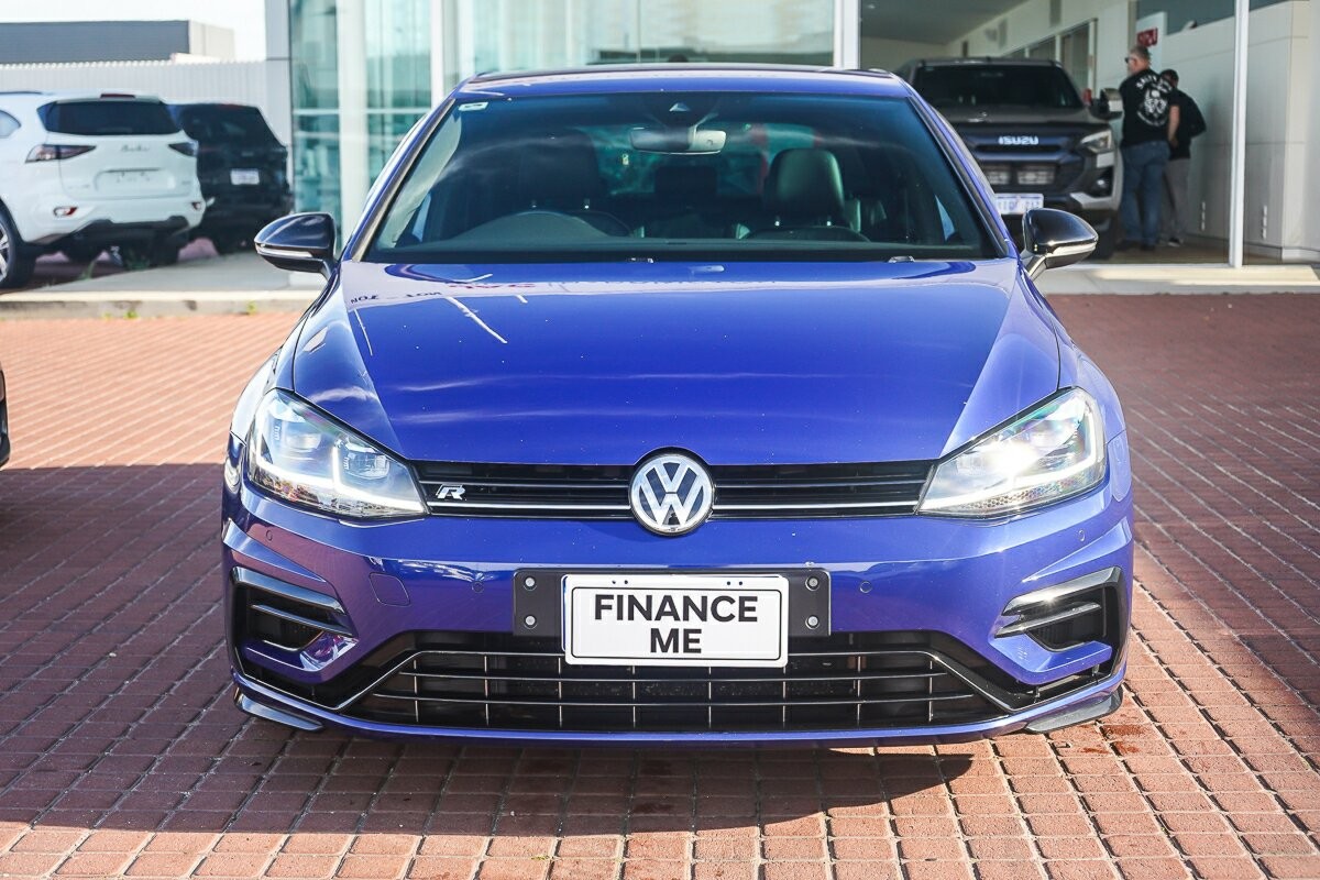 Volkswagen Golf image 3