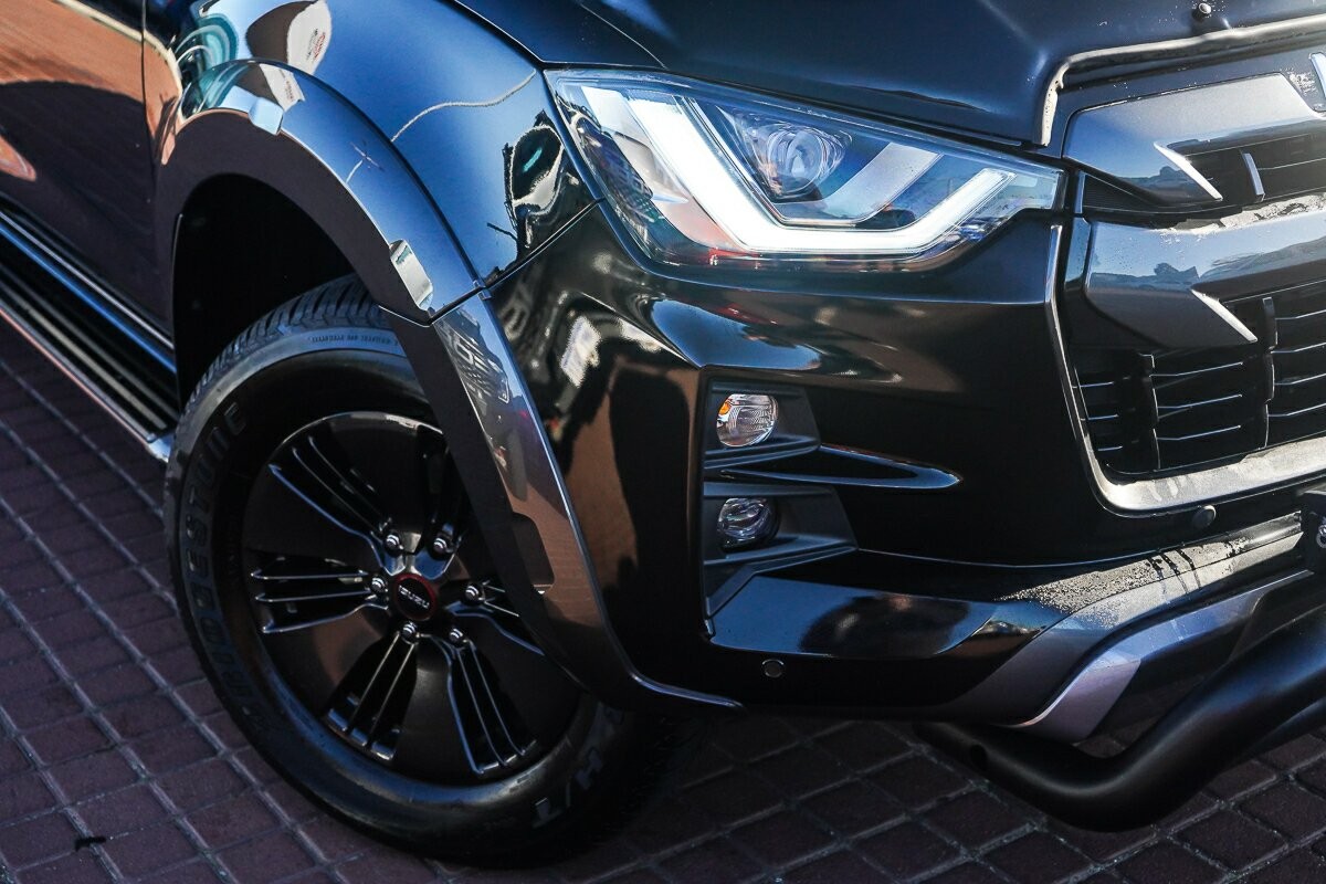 Isuzu D-max image 2