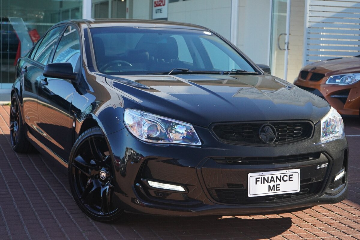Holden Commodore image 1