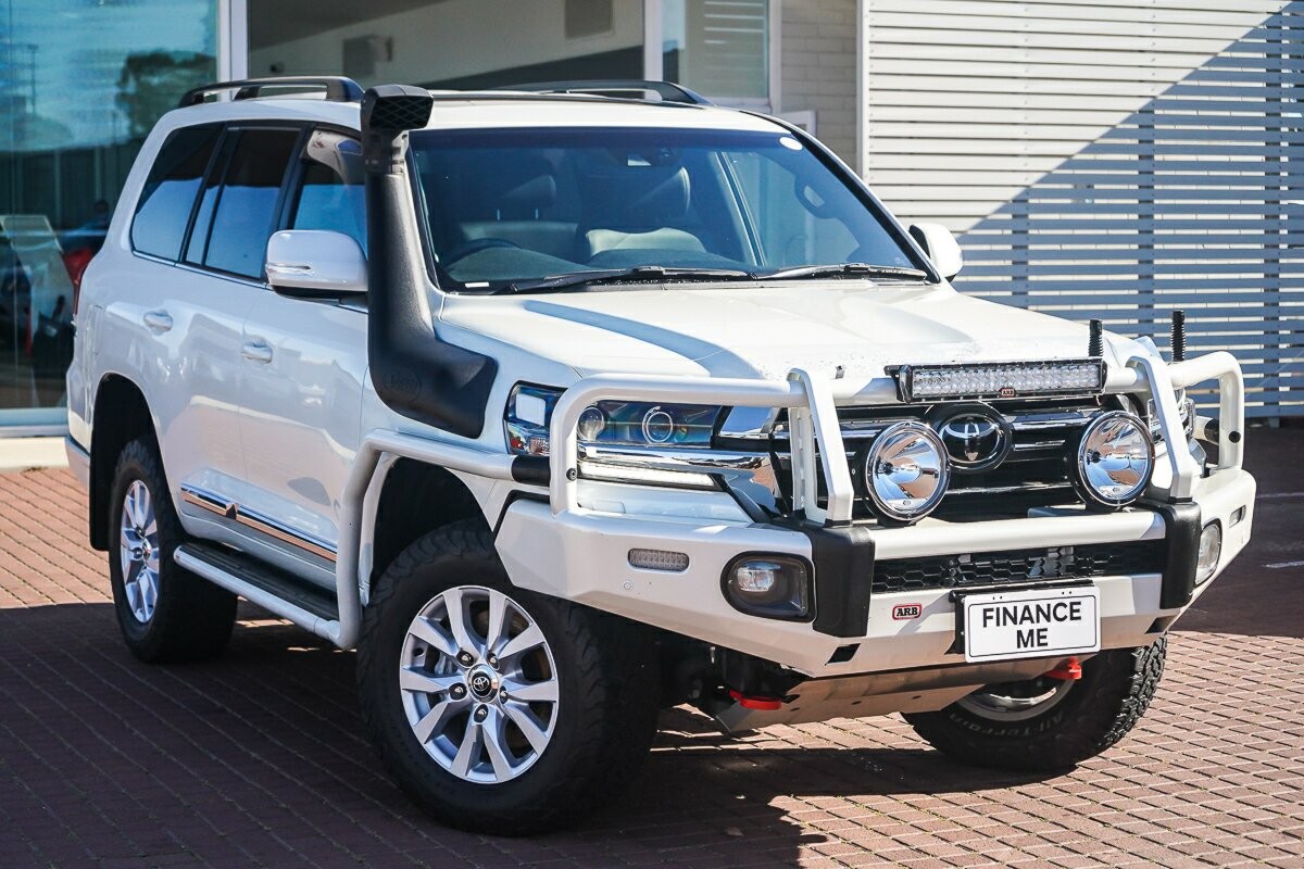 Toyota Landcruiser image 1