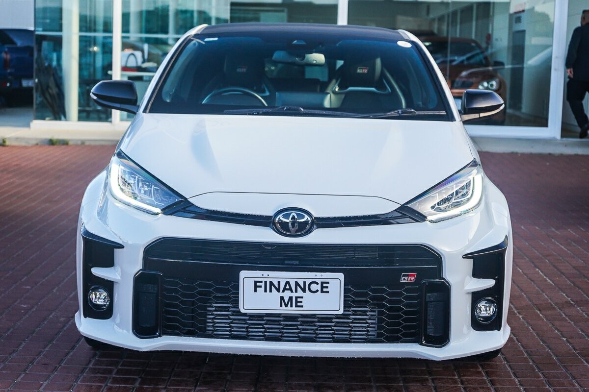 Toyota Yaris image 3