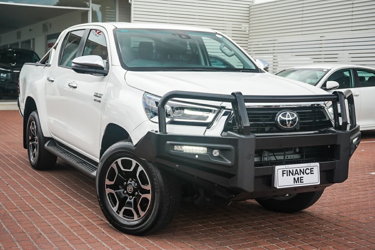 Toyota Hilux image 1