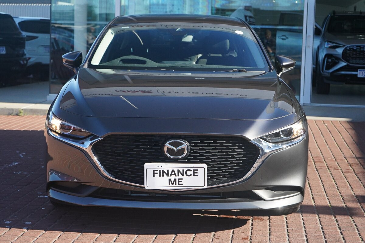 Mazda 3 image 1
