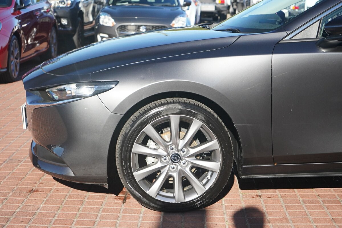 Mazda 3 image 3