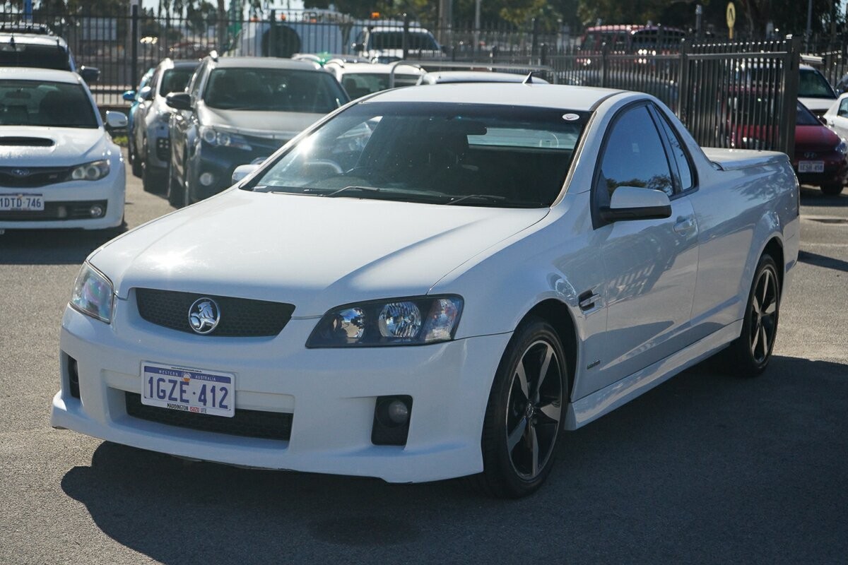 Holden Ute image 4