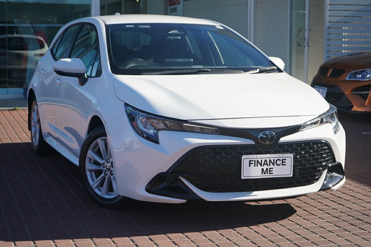 Toyota Corolla image 1