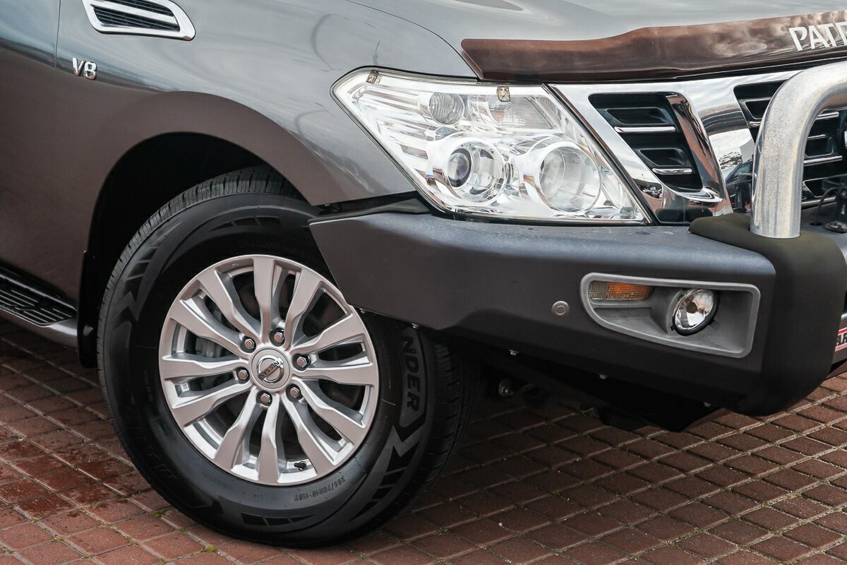 Nissan Patrol image 2