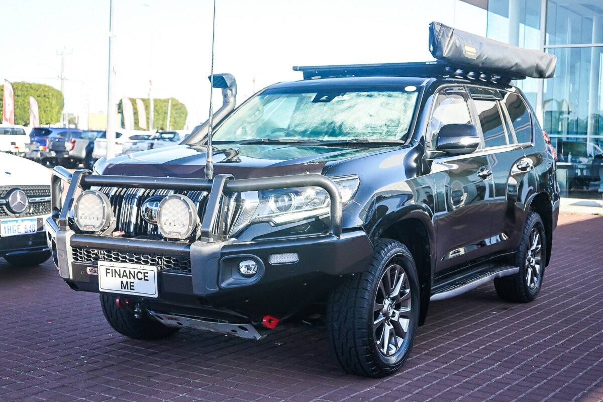 Toyota Landcruiser Prado image 4