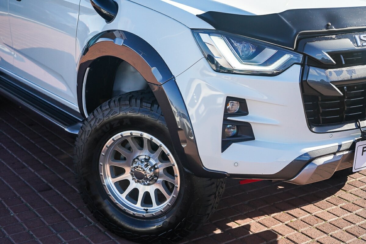 Isuzu D-max image 2