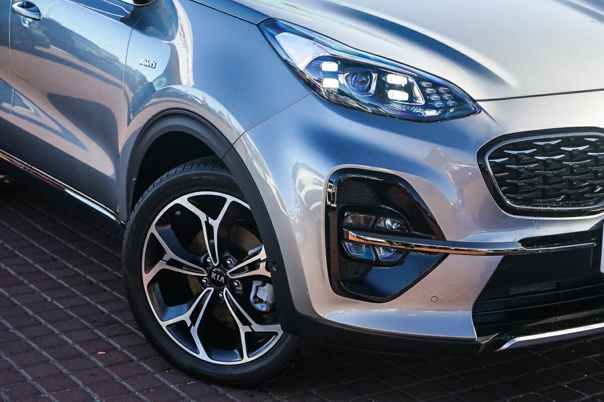 Kia Sportage image 2