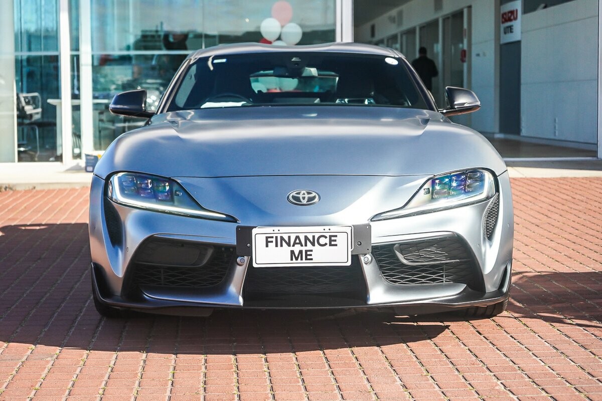 Toyota Supra image 3