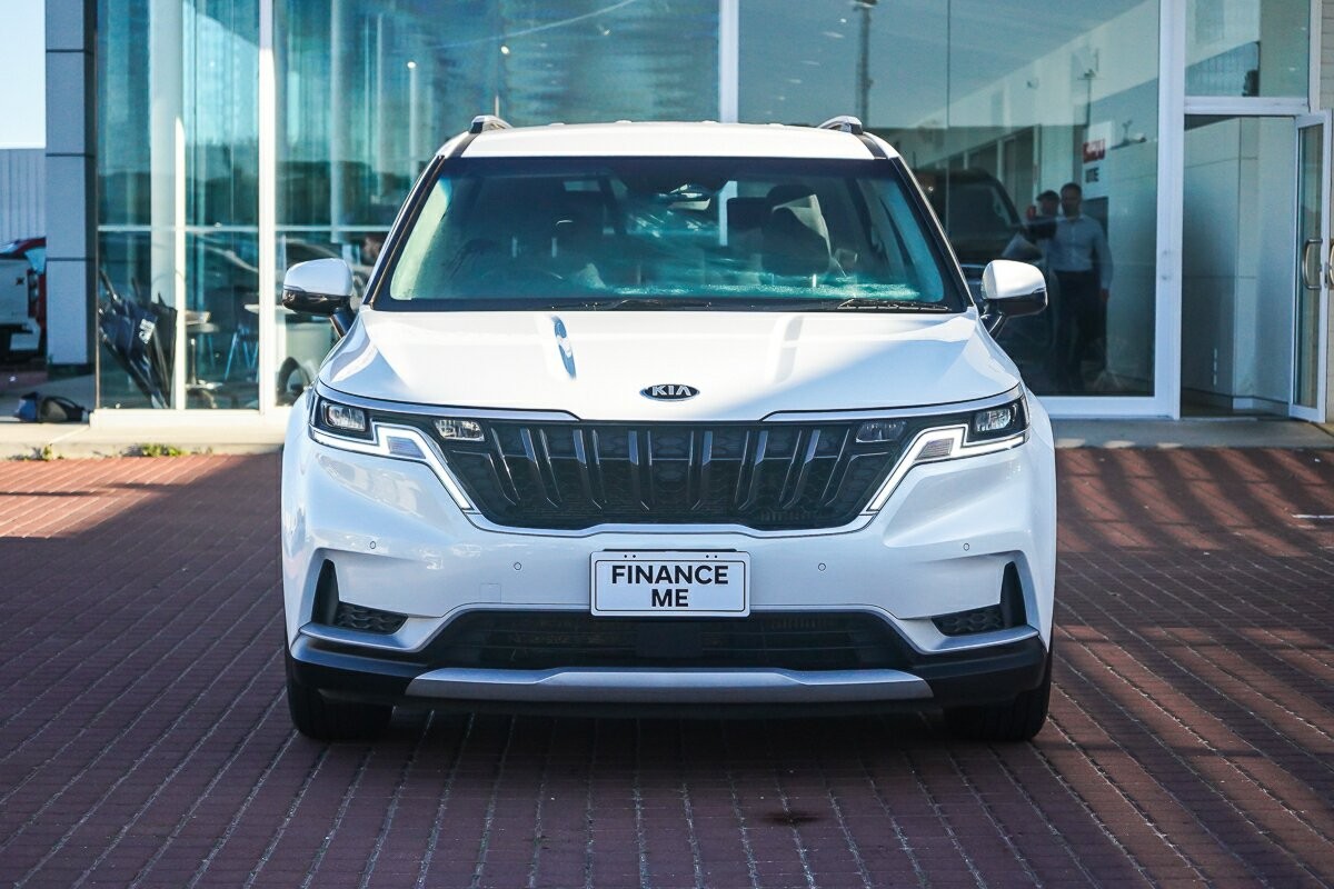 Kia Carnival image 3
