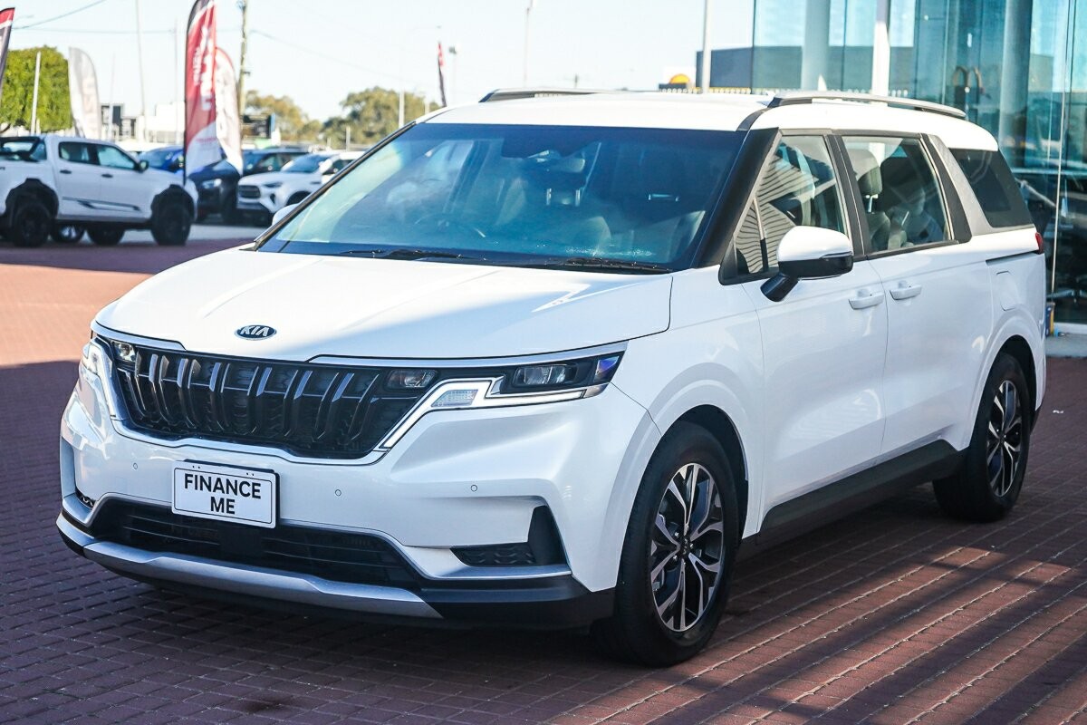 Kia Carnival image 4