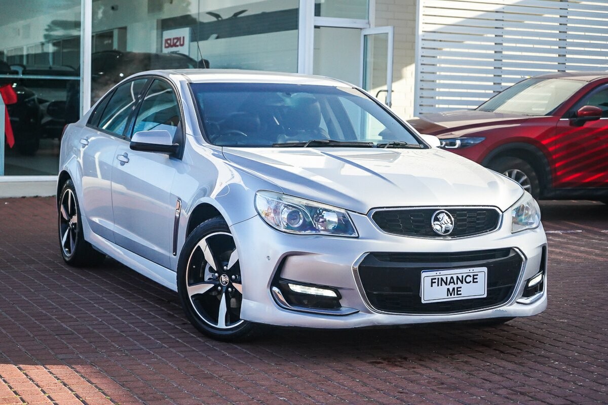 Holden Commodore image 1