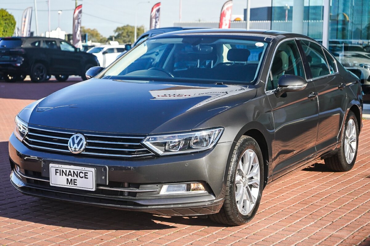 Volkswagen Passat image 4
