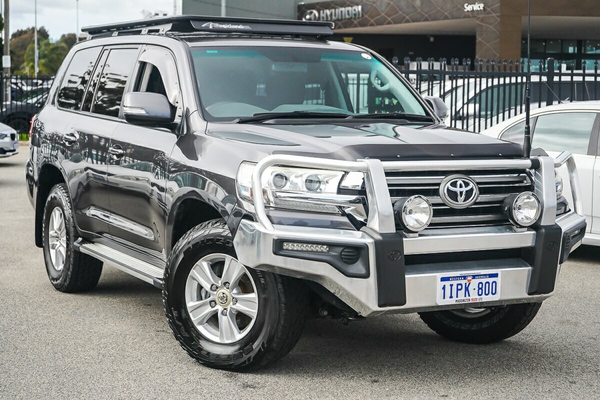 Toyota Landcruiser image 1