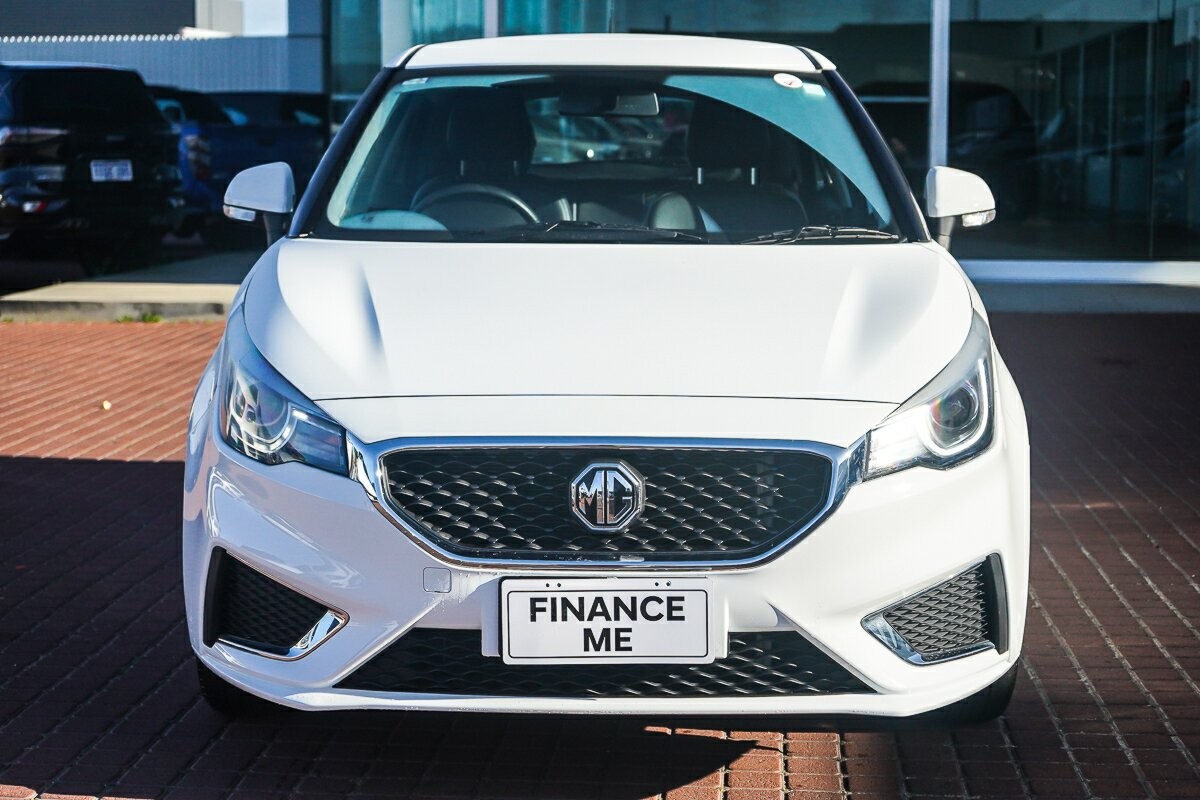 MG Mg3 image 3