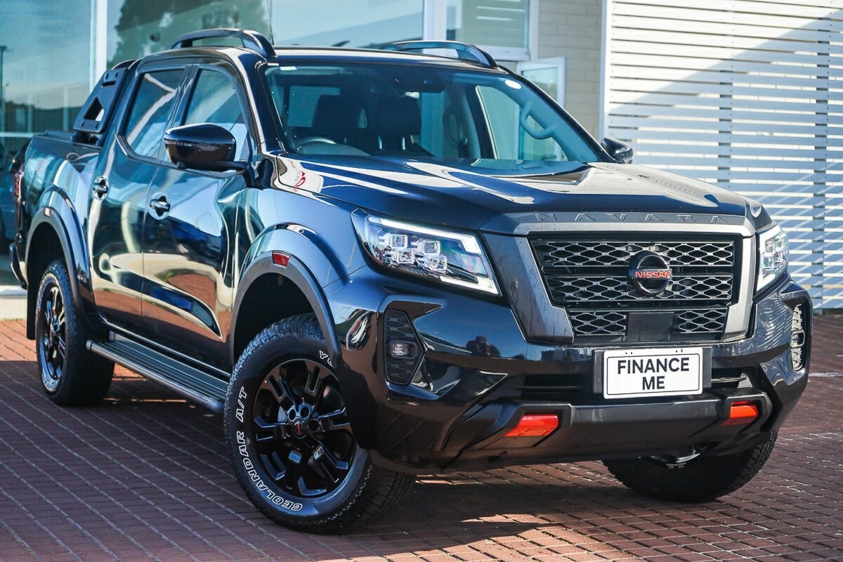 Nissan Navara image 1