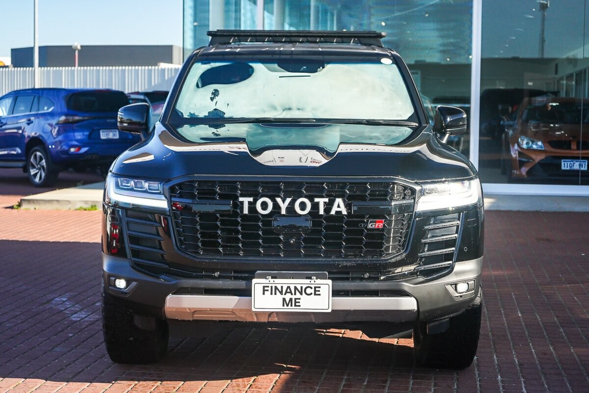 Toyota Landcruiser image 3