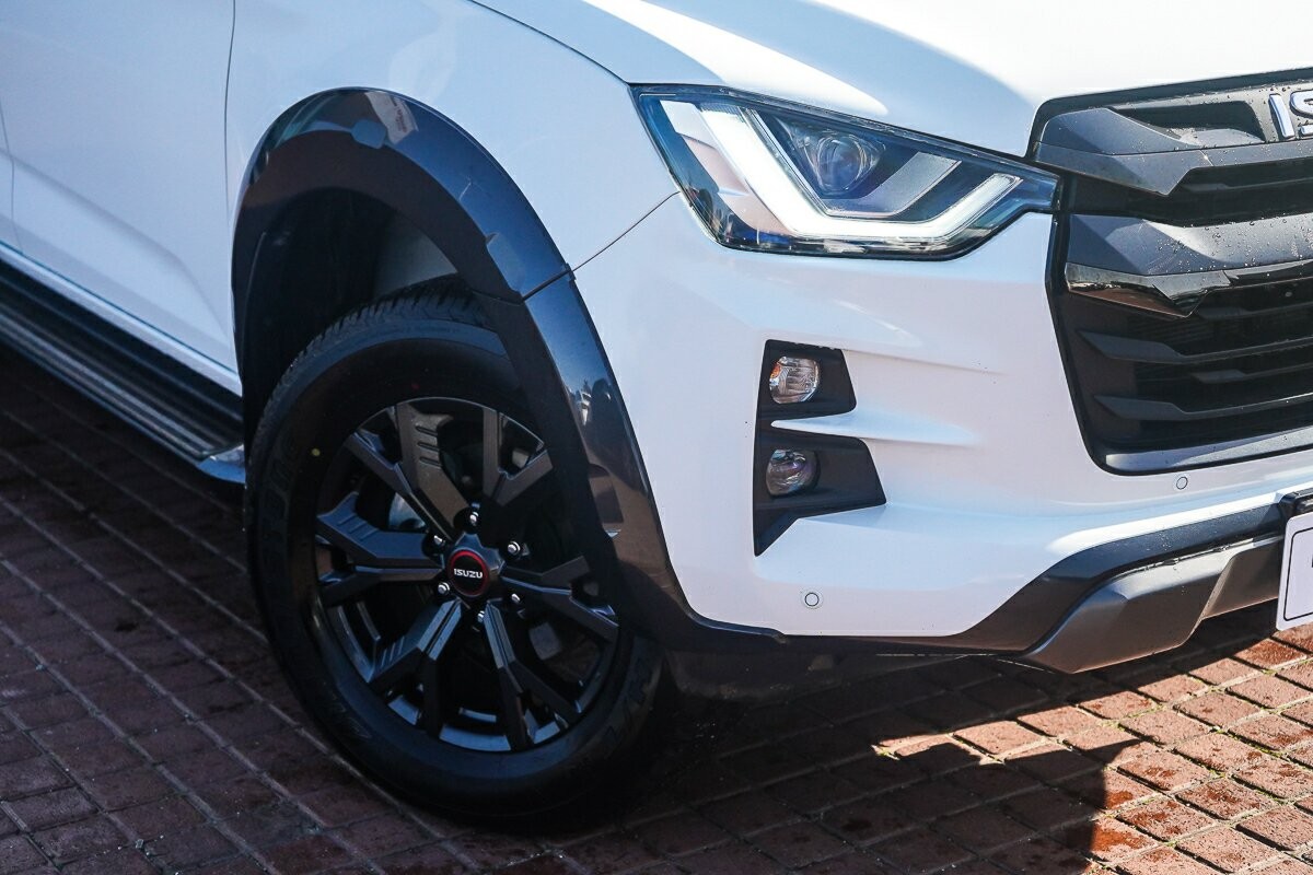 Isuzu D-max image 2