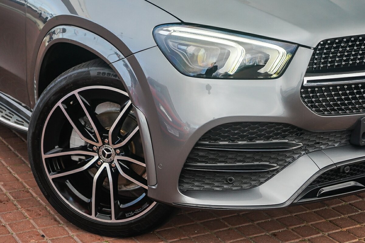 Mercedes Benz Gle-class image 2