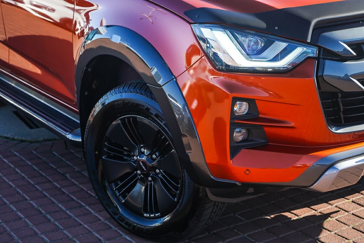 Isuzu D-max image 2