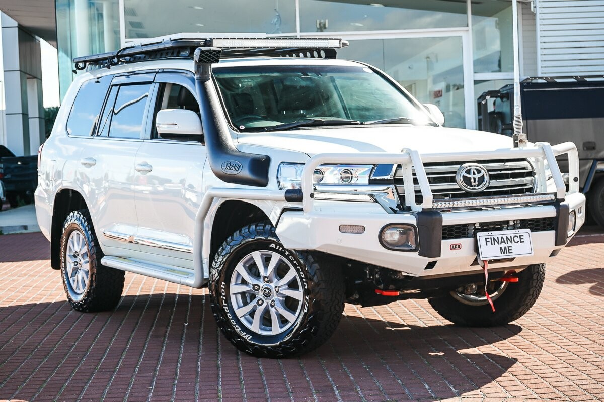 Toyota Landcruiser image 1