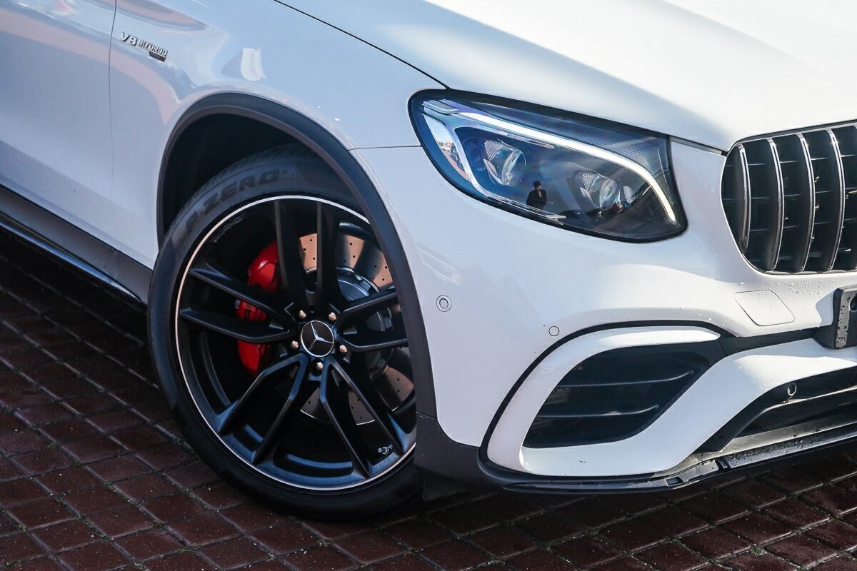 Mercedes Benz Glc-class image 2
