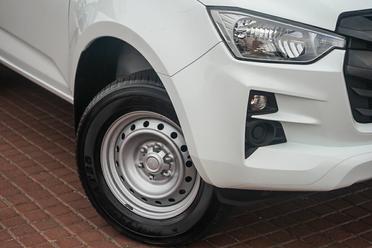Isuzu D-max image 2