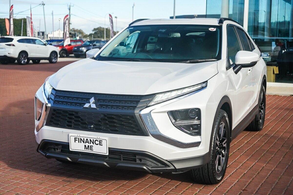 Mitsubishi Eclipse Cross image 4