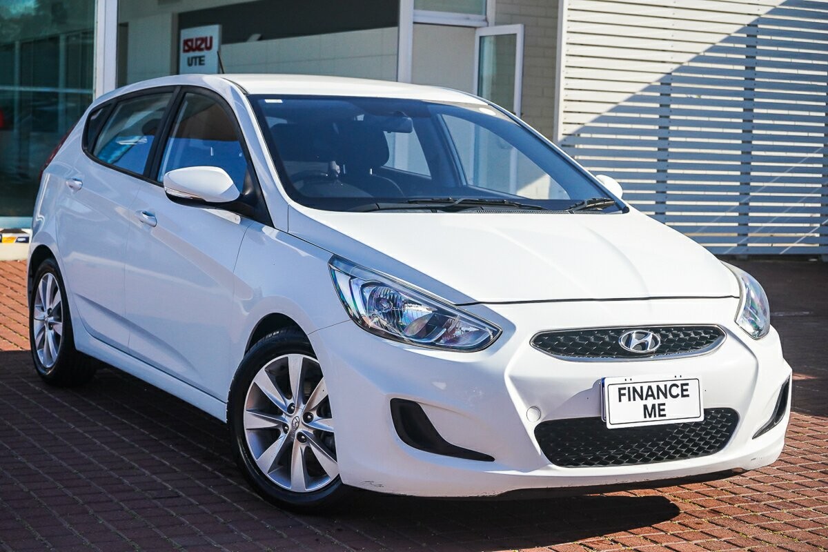 Hyundai Accent image 1