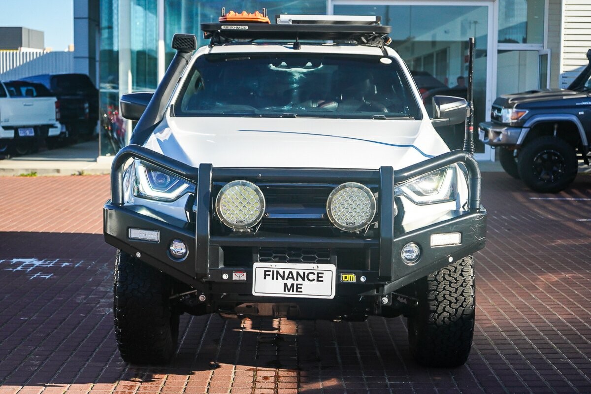 Isuzu D-max image 3