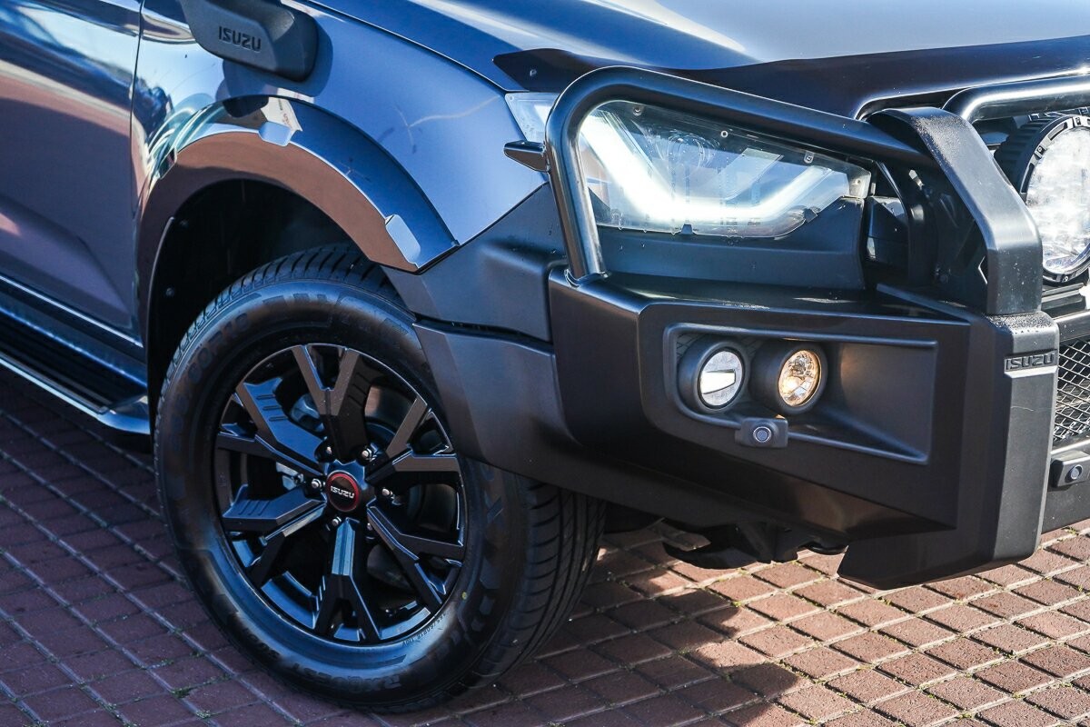 Isuzu D-max image 2