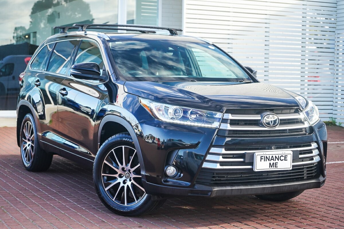 Toyota Kluger image 1