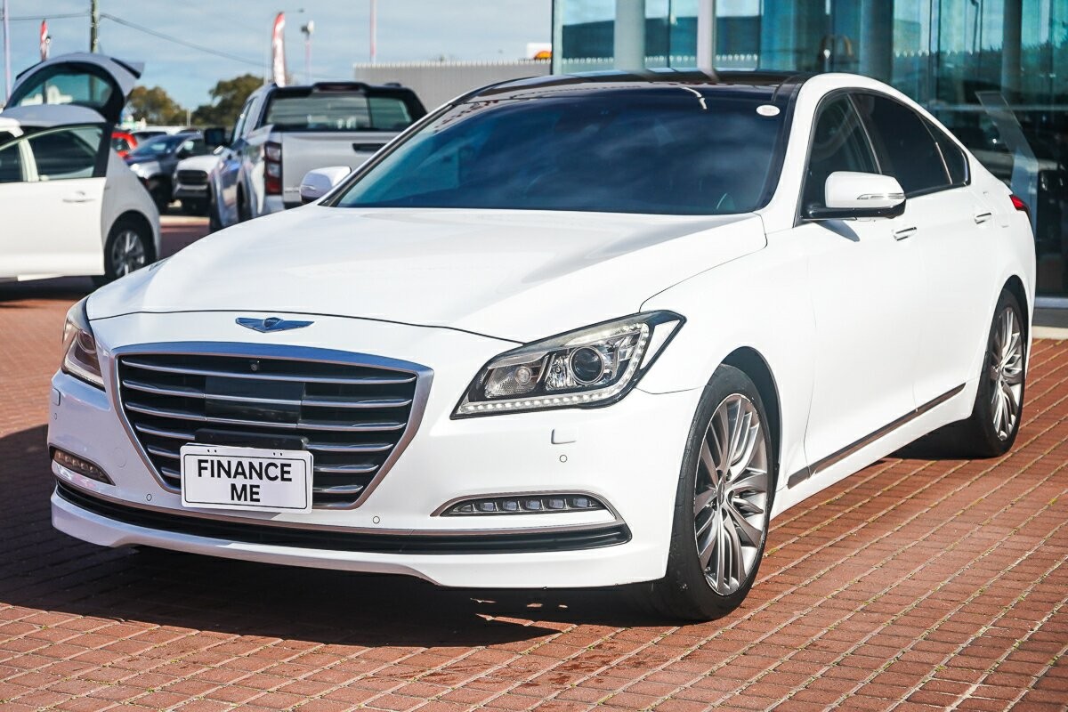 Hyundai Genesis image 4