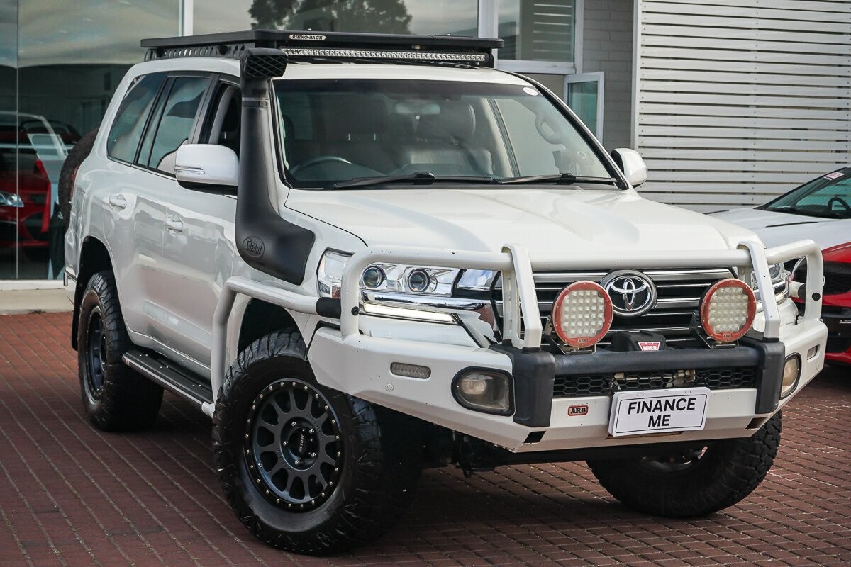 Toyota Landcruiser image 1