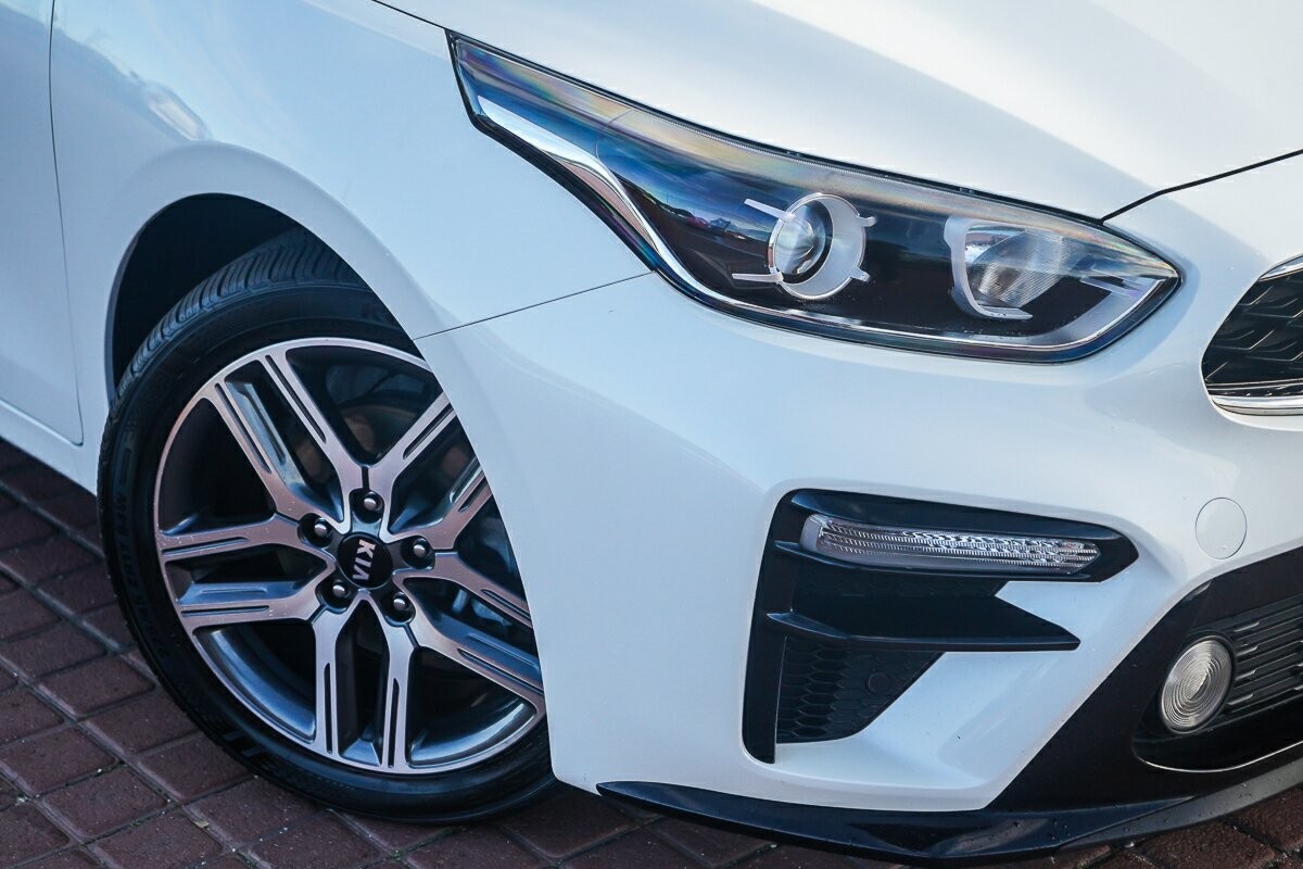 Kia Cerato image 2