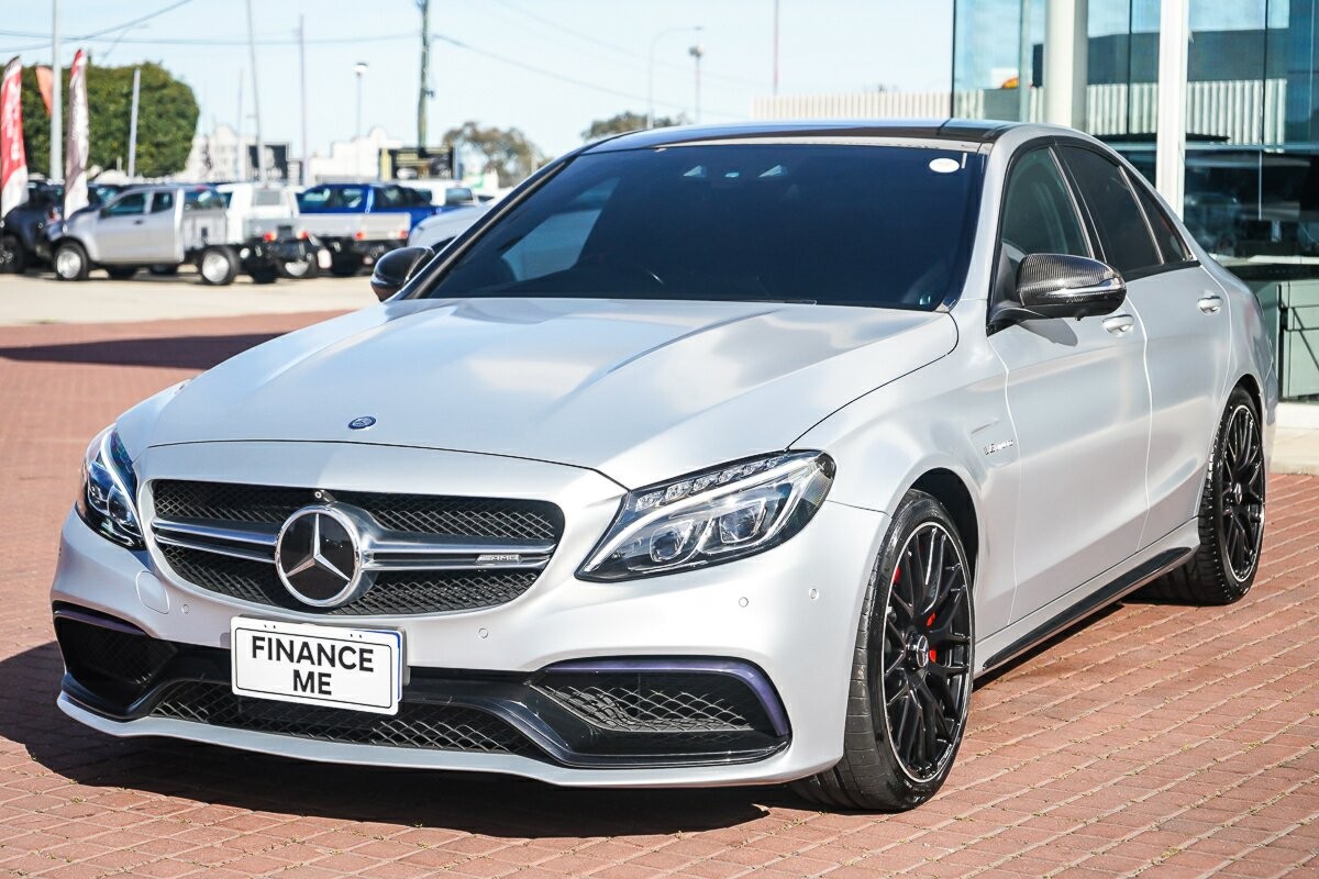 Mercedes Benz C-class image 4
