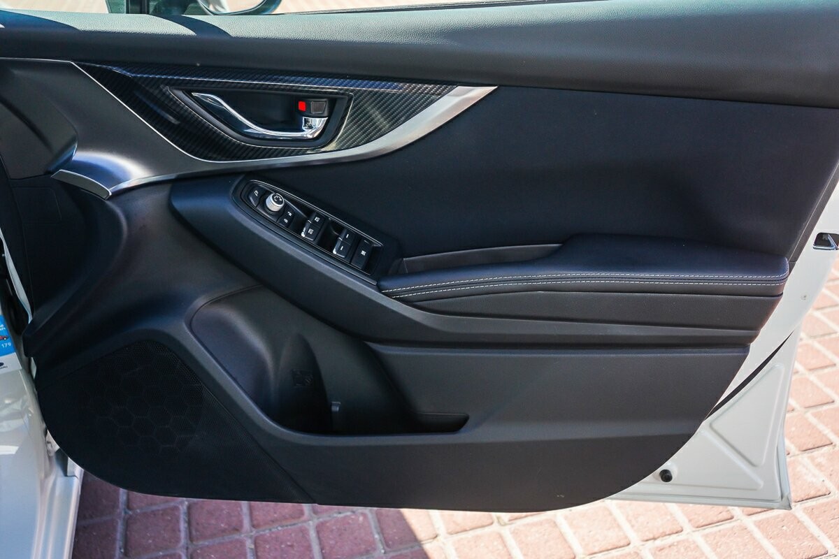 Subaru Impreza image 4