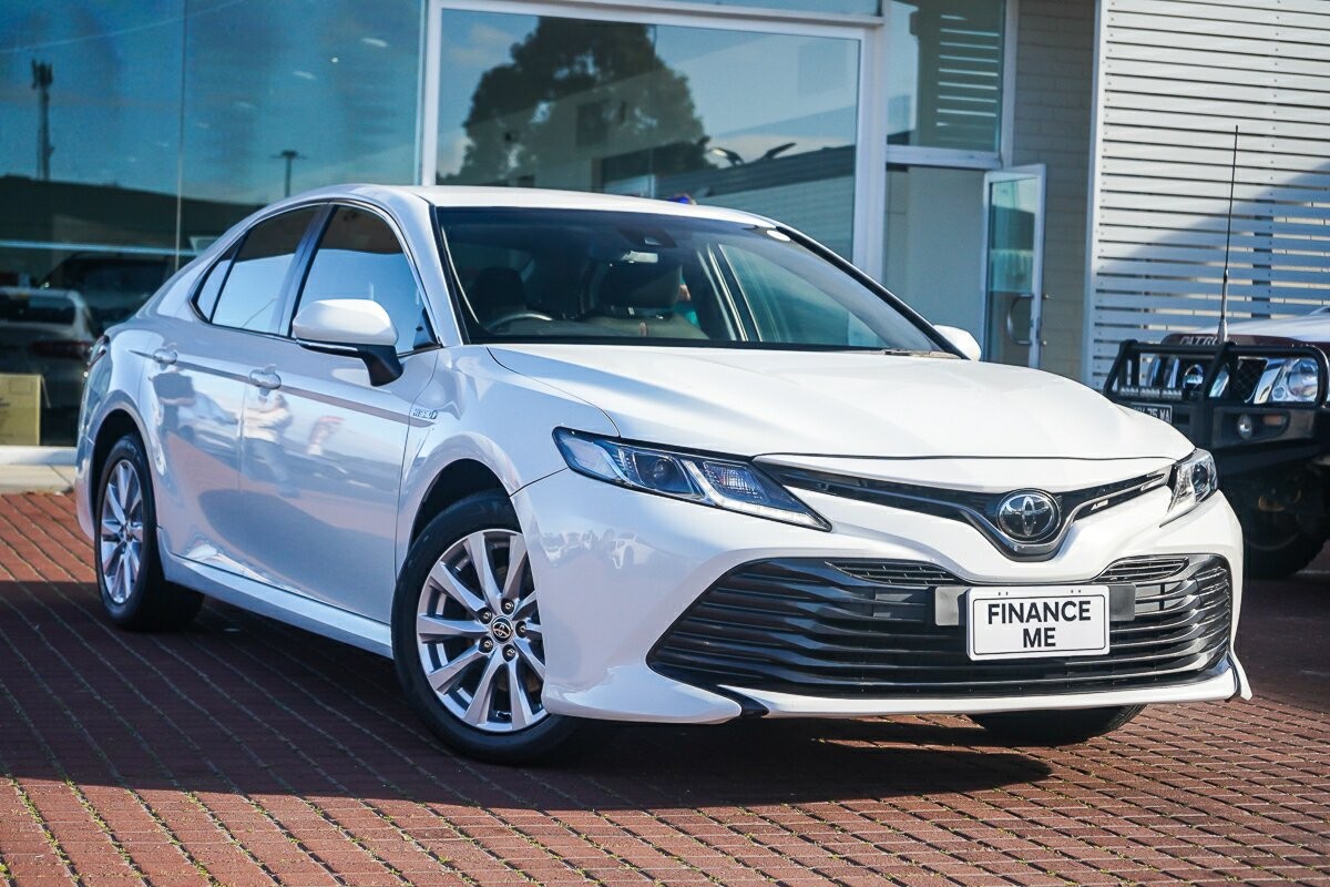 Toyota Camry image 1