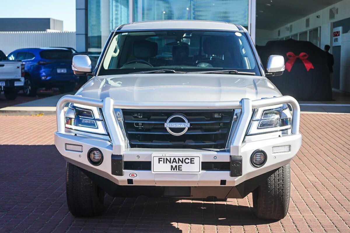 Nissan Patrol image 3