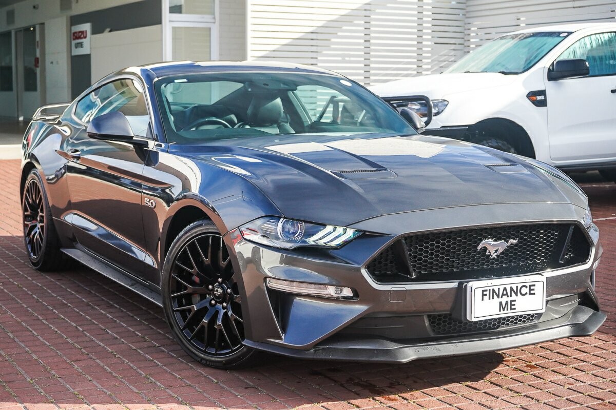 Ford Mustang image 1