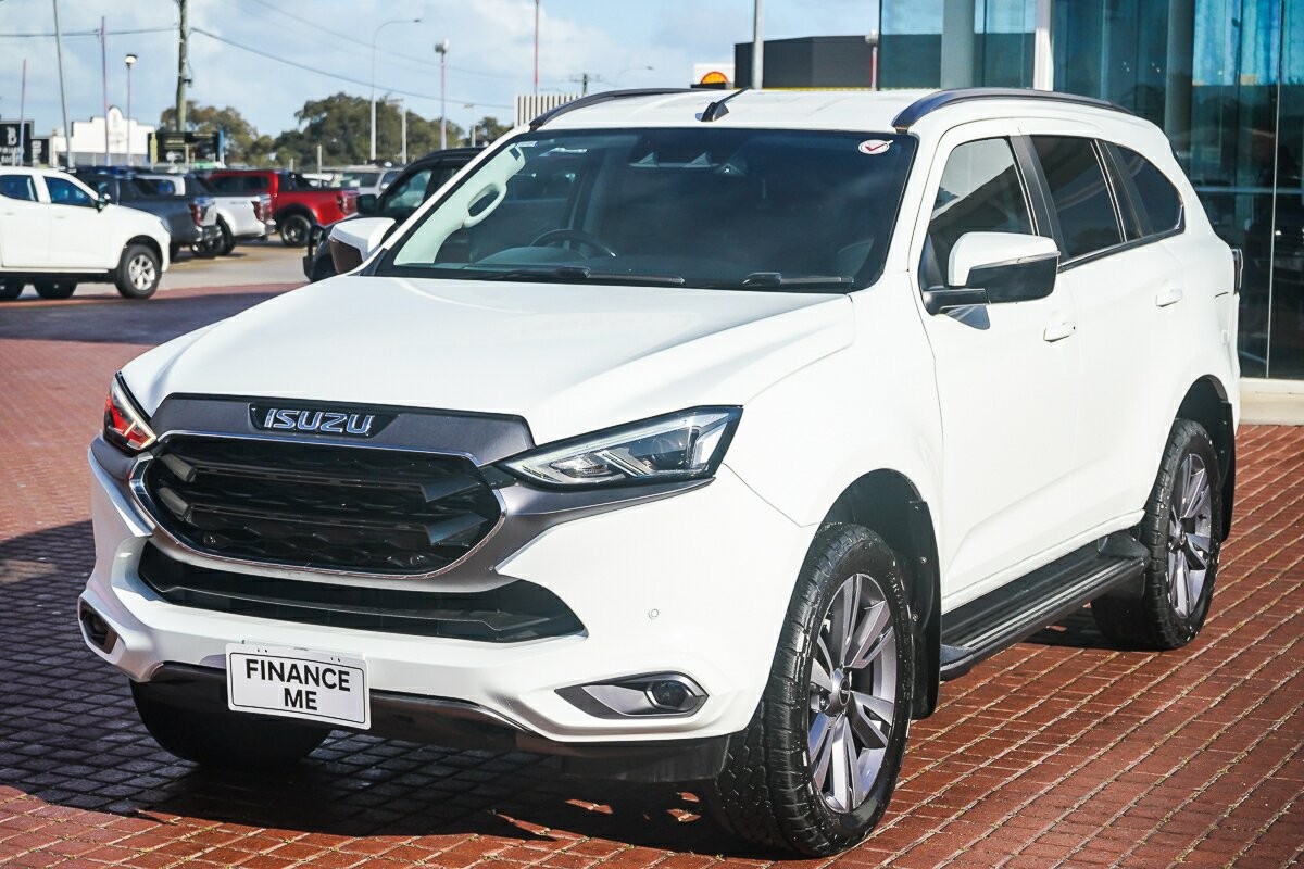 Isuzu Mu-x image 4