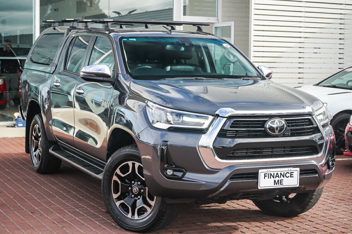 Toyota Hilux image 1