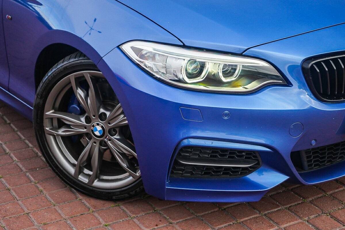 BMW 2 Series image 2
